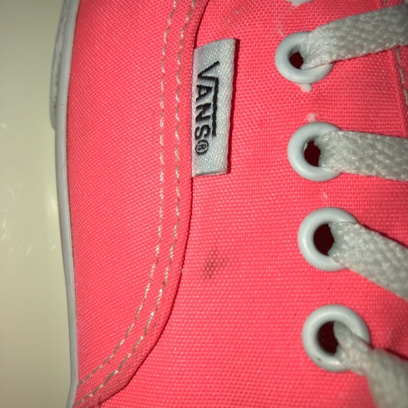 Coral Vans - Picture 3 of 6